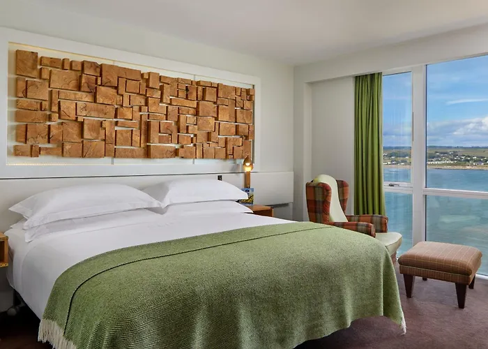 Cliff House Hotel